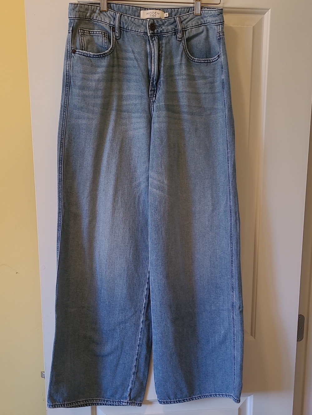 HIDDEN Los Angeles Denim Women’s Light Blue Wide-Leg Jeans